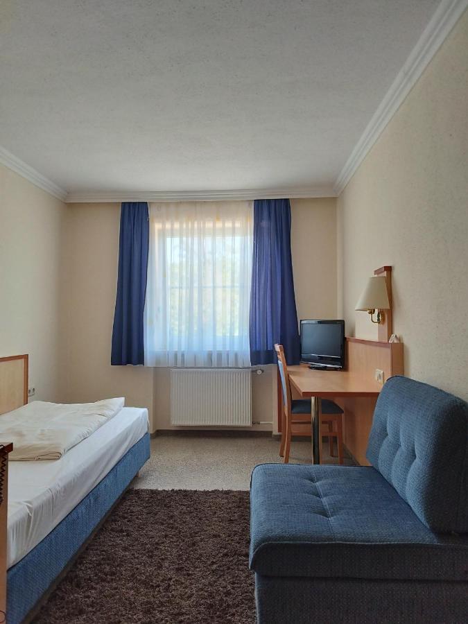 Gasthof Zur Laend Moosburg an der Isar Eksteriør billede